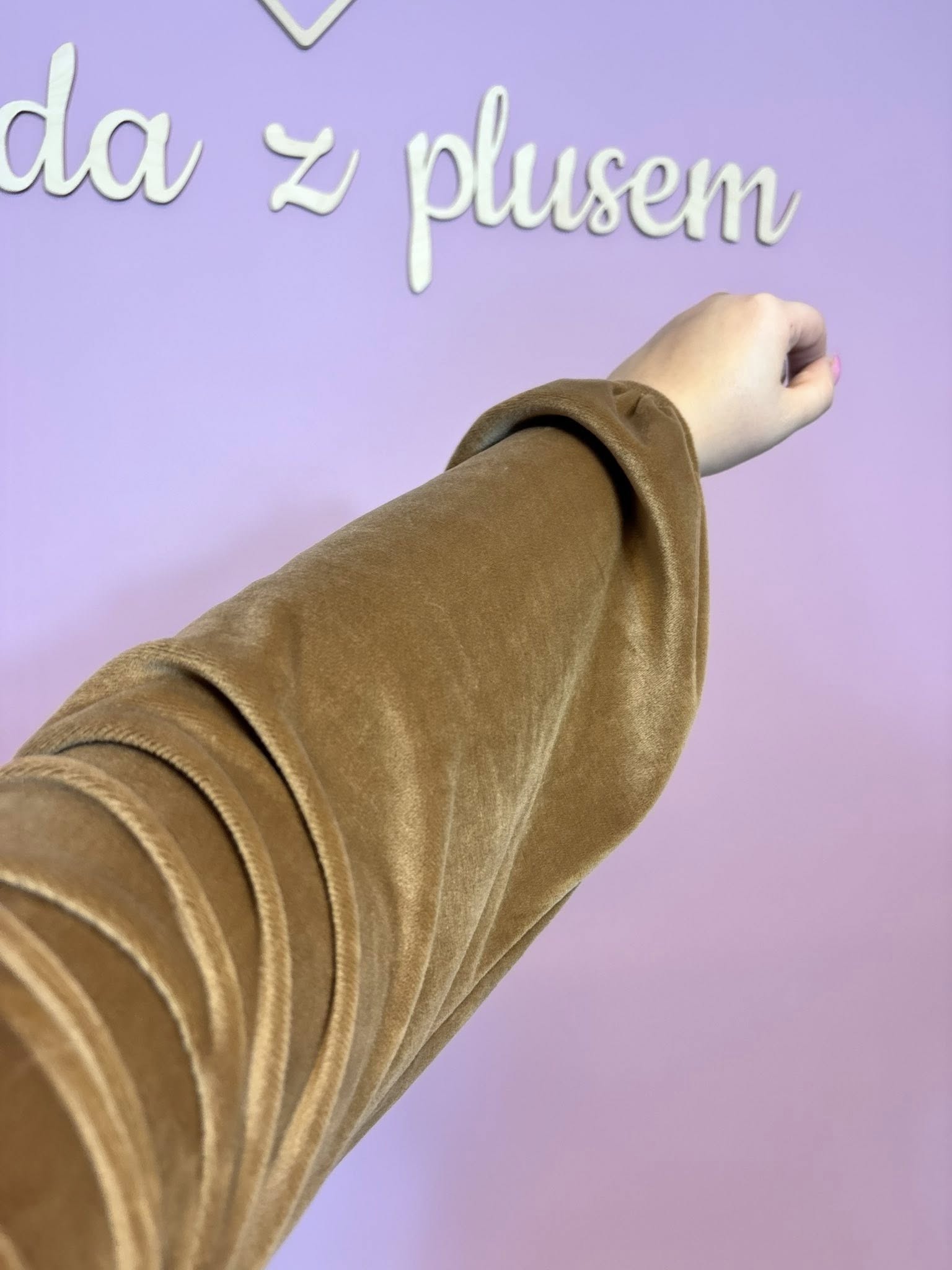 SUKIENKA WELUROWA WIĄZANA AMANDA - obrazek 10