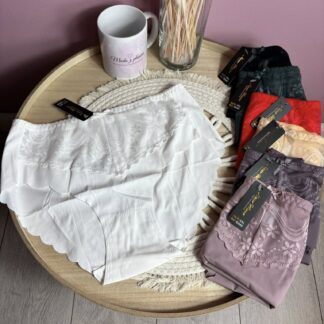 MAJTKI LASEROWO CIĘTE